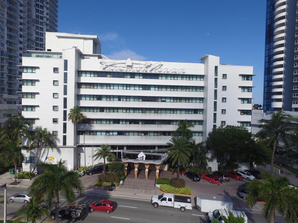 Ocean Front Resort Studio Miami Beach Exterior photo